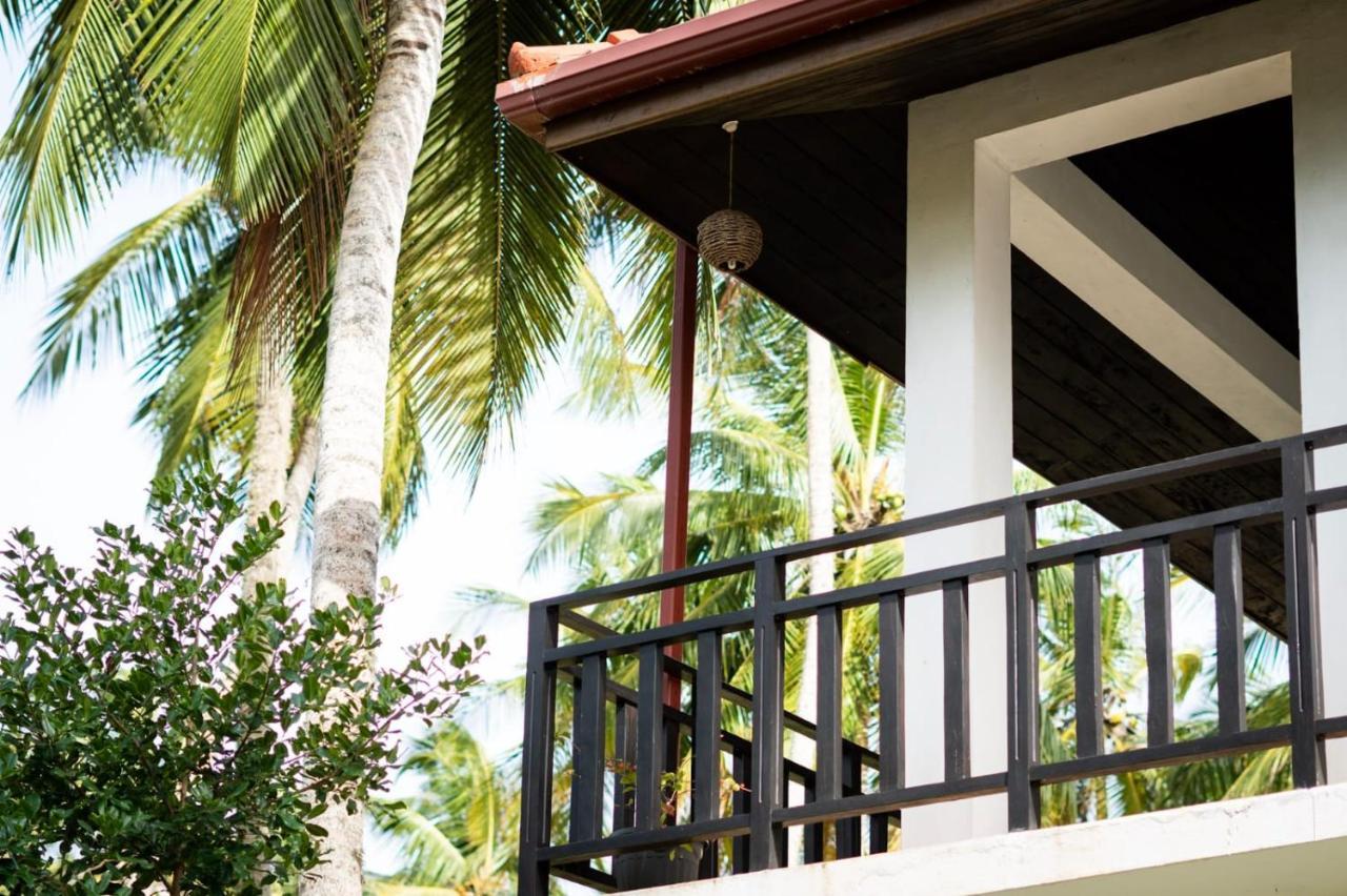 Blue Ocean Resort Netolpitiya Exterior photo