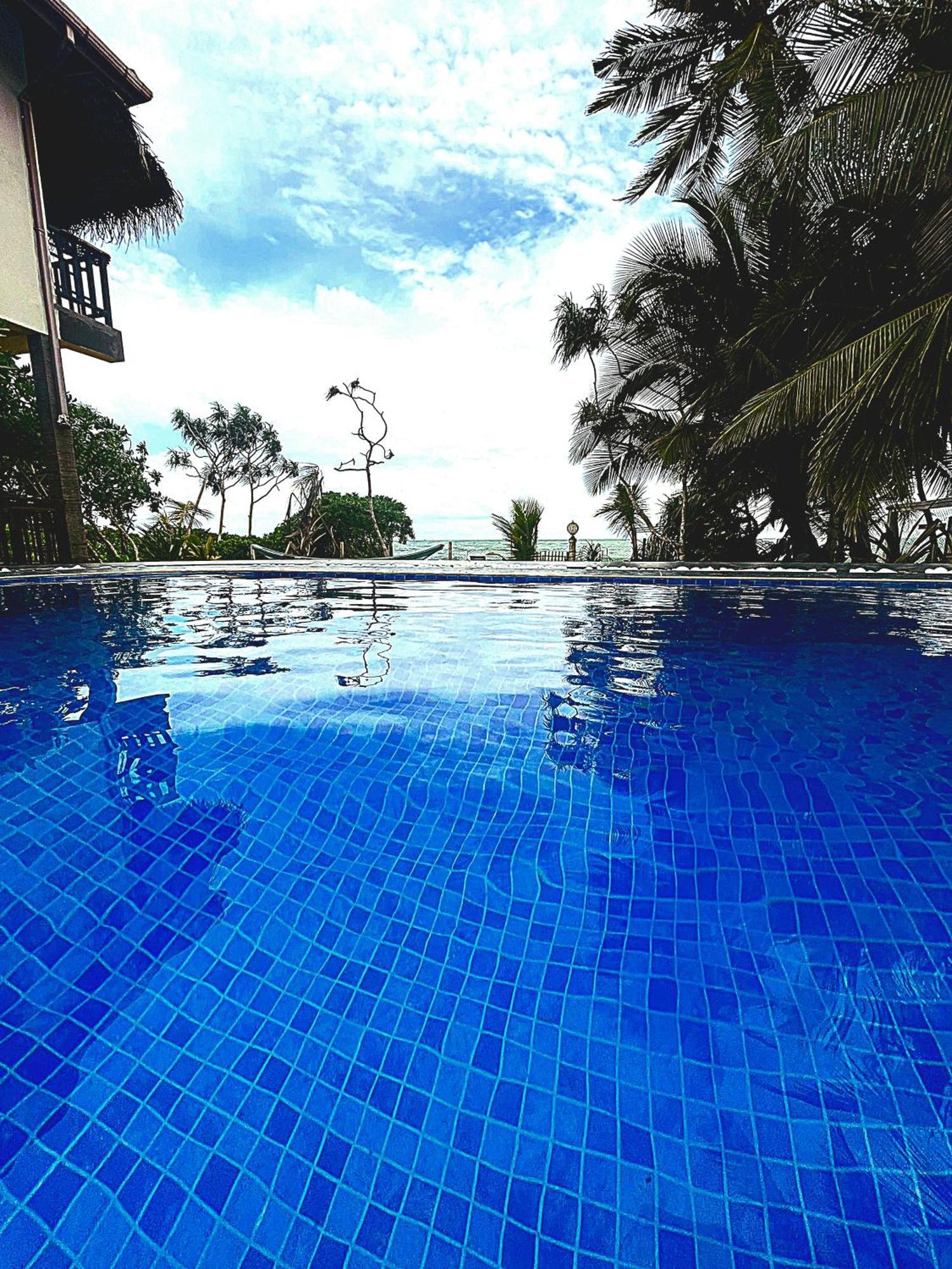 Blue Ocean Resort Netolpitiya Exterior photo