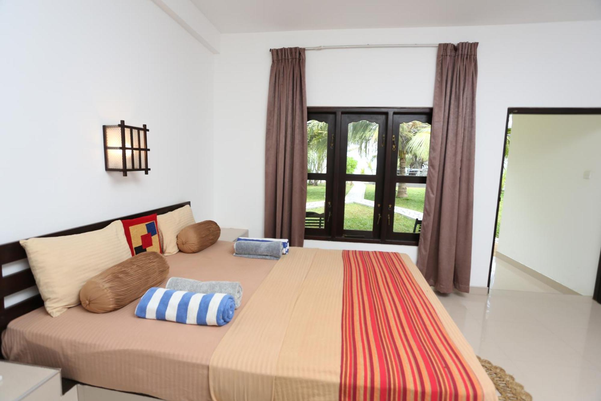 Blue Ocean Resort Netolpitiya Exterior photo